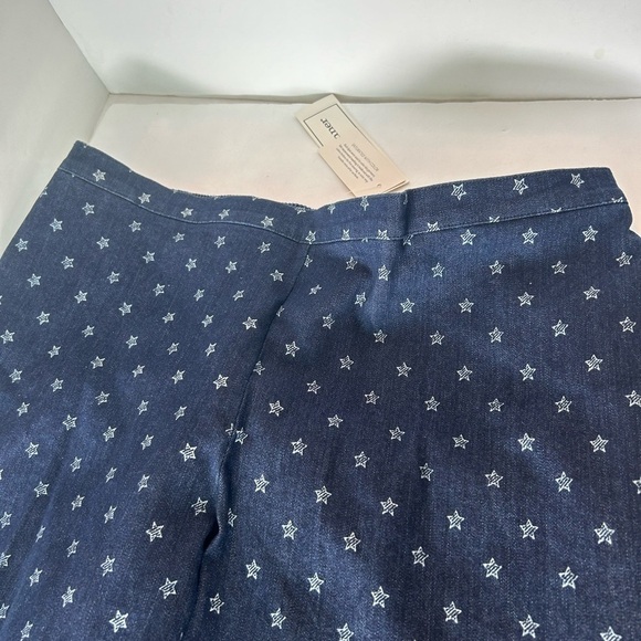 NWT Alfred Dunner Blue Jean Capris with Stars Design - Picture 6 of 12